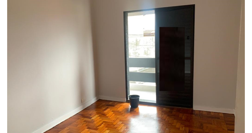 Lindo Sobrado à venda na Chacara Inglesa na Rua Doutor Ademar Nobre