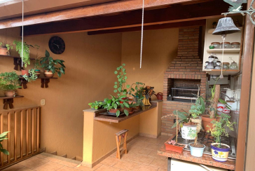 Sobrado à venda na Chacara Inglesa na Rua Doutor Ademar Nobre