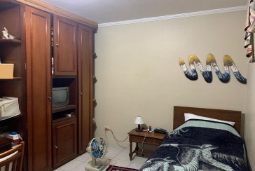 Sobrado à venda na Chacara Inglesa na Rua Doutor Ademar Nobre