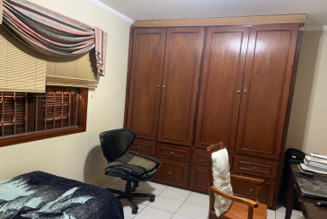 Sobrado à venda na Chacara Inglesa na Rua Doutor Ademar Nobre