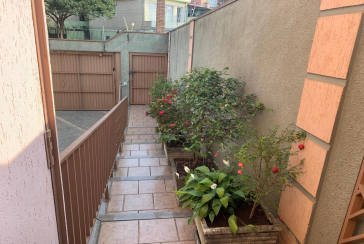 Sobrado à venda na Chacara Inglesa na Rua Doutor Ademar Nobre