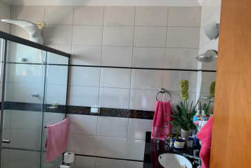 Sobrado à venda na Chacara Inglesa na Rua Doutor Ademar Nobre