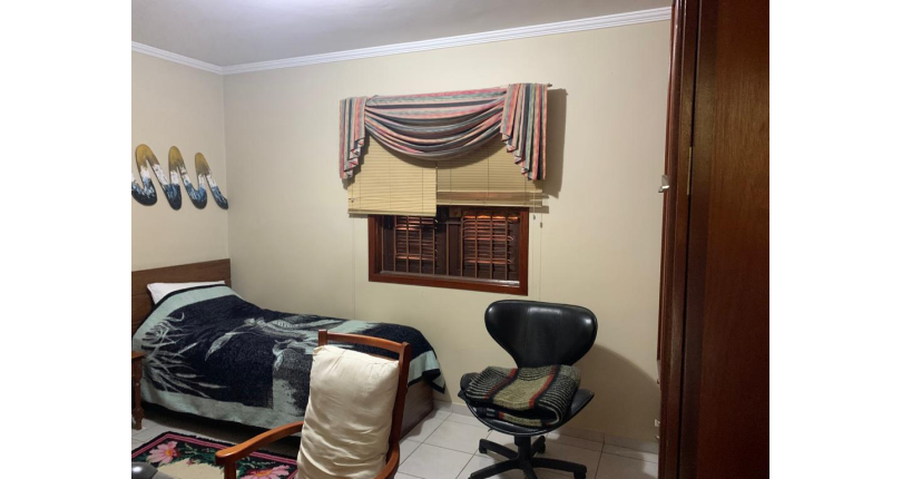 Sobrado à venda na Chacara Inglesa na Rua Doutor Ademar Nobre