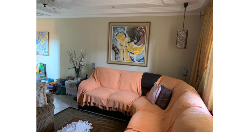 Sobrado à venda na Chacara Inglesa na Rua Doutor Ademar Nobre