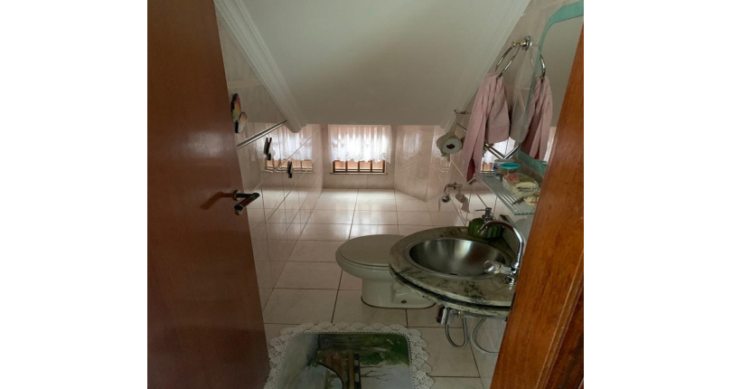 Sobrado à venda na Chacara Inglesa na Rua Doutor Ademar Nobre