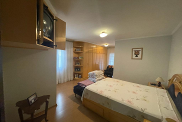 Sobrado à venda no Jardim Pinheiros (City Pinheirinho) na Rua Jose Mauro de Vasconcelos 