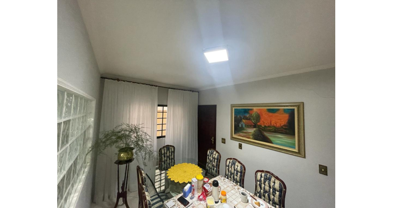 Sobrado à venda no Jardim Pinheiros (City Pinheirinho) na Rua Jose Mauro de Vasconcelos 