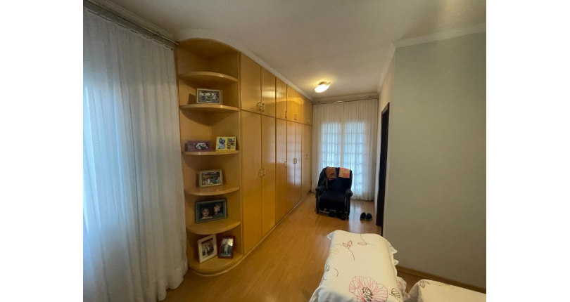 Sobrado à venda no Jardim Pinheiros (City Pinheirinho) na Rua Jose Mauro de Vasconcelos 