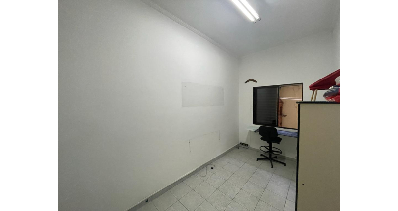 Sobrado à venda no Jardim Pinheiros (City Pinheirinho) na Rua Jose Mauro de Vasconcelos 