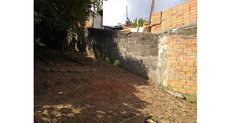 Terreno à venda Rua Domingos de Barros Lisboa, Vila Guedes - Imóveis à Venda