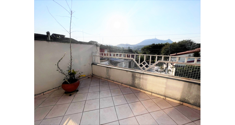 Sobrado à venda no Conjunto Residencial Vista Verde na Rua Desembargador Vicente Sabino Júnior