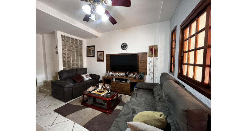 Sobrado à venda no Conjunto Residencial Vista Verde na Rua Desembargador Vicente Sabino Júnior