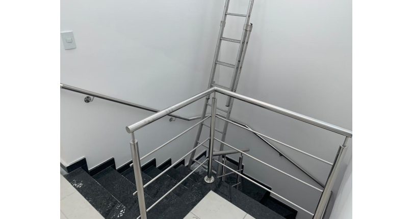 Sobrado novo à venda no Parque São Domingos na Rua Homero Sales 855 