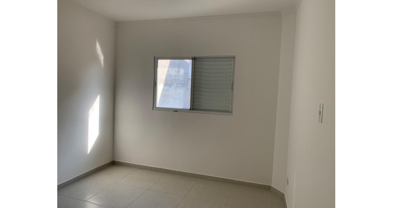 Sobrado novo à venda no Parque São Domingos na Rua Homero Sales 855 