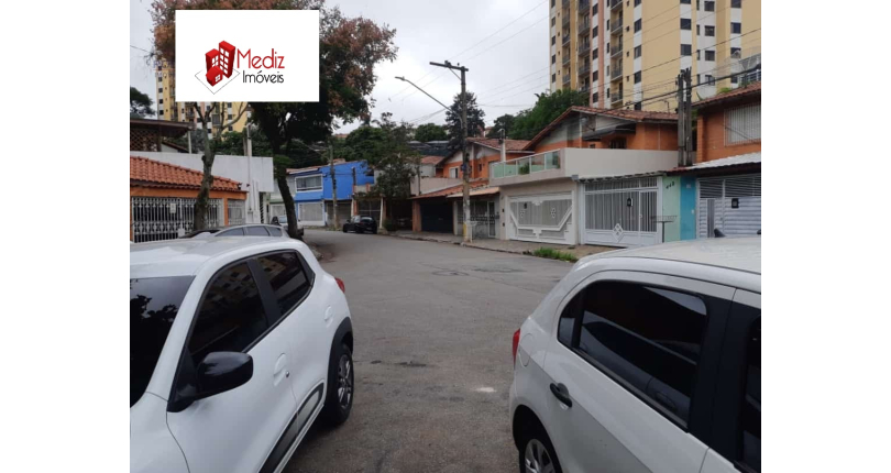  Sobrado á venda no Conjunto Residencial Vista Verde na Rua José Carlos de Resende
