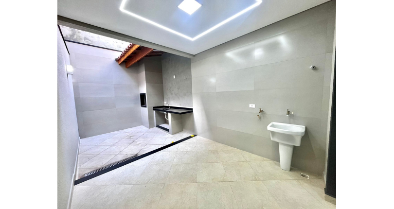 Sobrado à venda Rua Frei Adriano Donado, Jardim Pinheiros - Imóveis à Venda