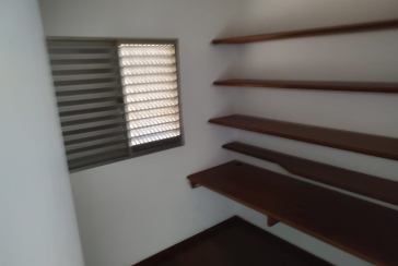 Sobrado à venda na Vila Mangalot na Rua Manuel Pinheiro