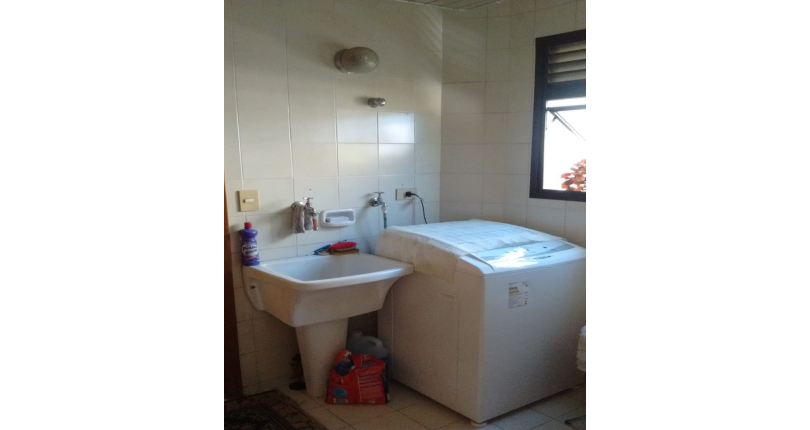 Apartamento à venda no Paraíso do Morumbi na Deputado Laércio Corte 320