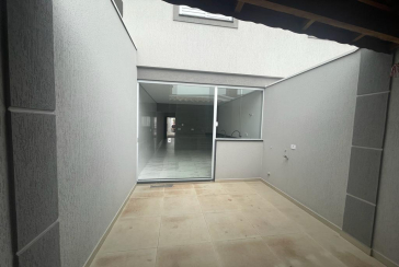 Sobrado à venda no Parque São Domingos na Rua Homero Sales 37