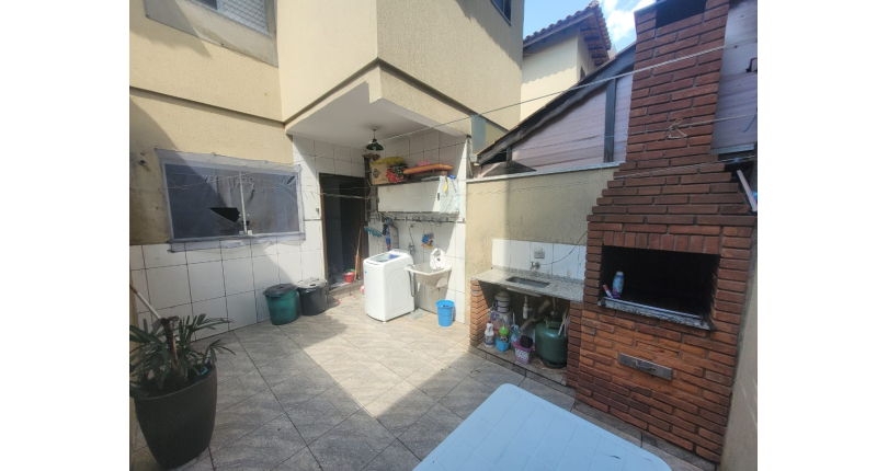 Sobrado à venda no Jaraguá na Rua Luiz Lopes da Silva