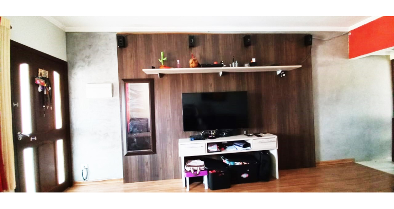 Sobrado à venda no Jaraguá na Rua Luiz Lopes da Silva