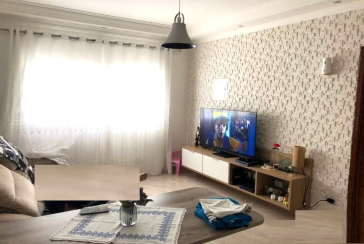 Casa assobradada à venda na Ayrosa na Rua Arara