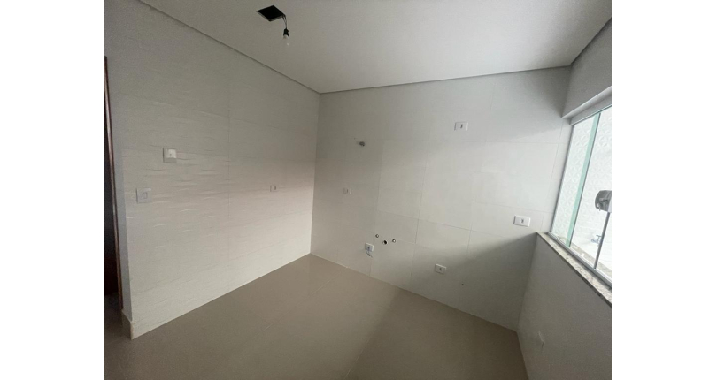 OPORTUNIDADE: Sobrado à venda no Parque São Domingos na Rua Abraham Lincoln