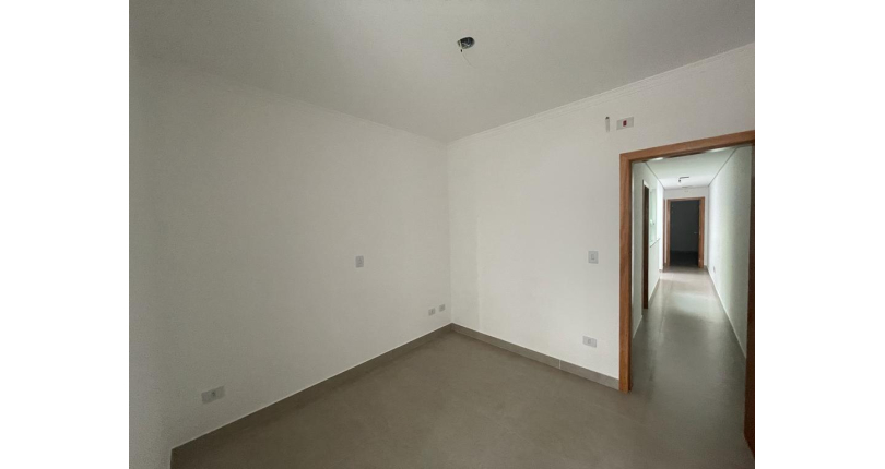 OPORTUNIDADE: Sobrado à venda no Parque São Domingos na Rua Abraham Lincoln