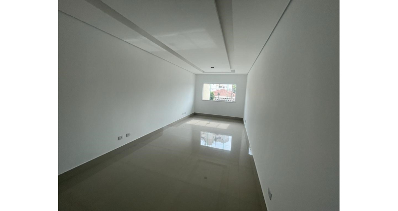 OPORTUNIDADE: Sobrado à venda no Parque São Domingos na Rua Abraham Lincoln