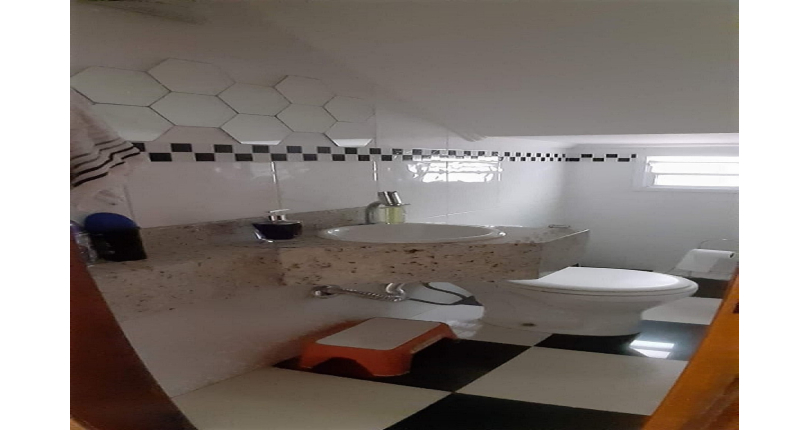 Sobrado à venda no Parque São Domingo na Rua Giovani Recordati