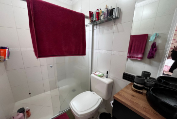 Belíssimo Sobrado à venda no Parque São Domingos na Rua Giovani Recordati 68