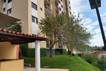 Apartamento à venda no Conjunto Residencial Vista Verde na Rua Jose Carlos de Resende 92, no Condomínio Edifício Giardino D Itália