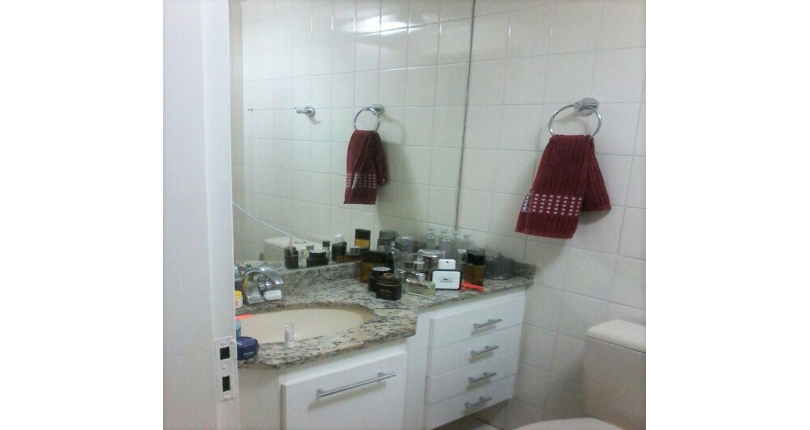 Apartamento à venda no Conjunto Residencial Vista Verde na Rua Jose Carlos de Resende 92, no Condomínio Edifício Giardino D Itália