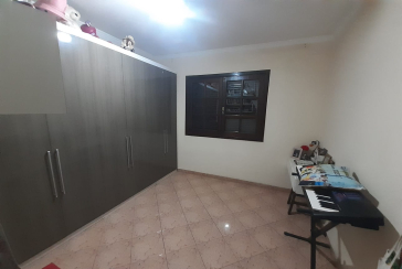 Bela Casa assobradada à venda no Parque São Domingos na Rua Severino Vilar Filho