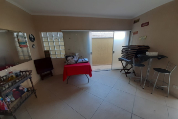 Bela Casa assobradada à venda no Parque São Domingos na Rua Severino Vilar Filho