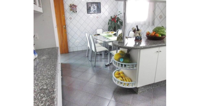 Sobrado à venda no Jardim Pinheiros na Rua Jose Mauro de Vasconcelos