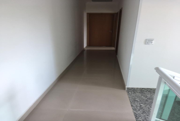 BELO Sobrado à venda no Jardim Bandeirantes (Zona Norte) na Rua Engenheiro Dolabela