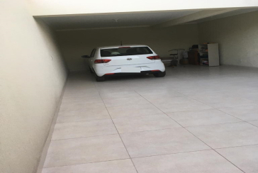 BELO Sobrado à venda no Jardim Bandeirantes (Zona Norte) na Rua Engenheiro Dolabela