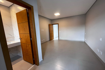 Lindo Sobrado novo à venda no Jardim Regina na Rua Francisco Ursaia155