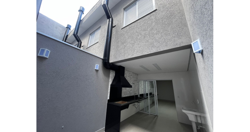 Lindo Sobrado novo à venda no Jardim Regina na Rua Francisco Ursaia155