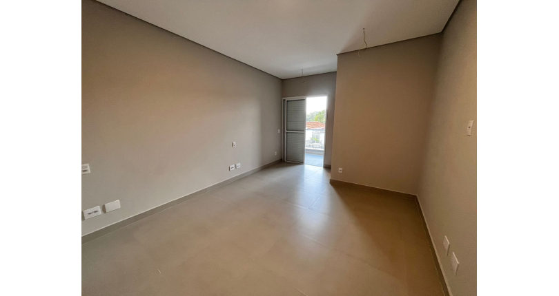 Belo SoLindo Sobrado novo à venda no Jardim Regina na Rua Francisco Ursaia155