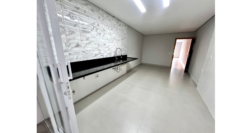 Lindo Sobrado novo à venda no Jardim Regina na Rua Francisco Ursaia155