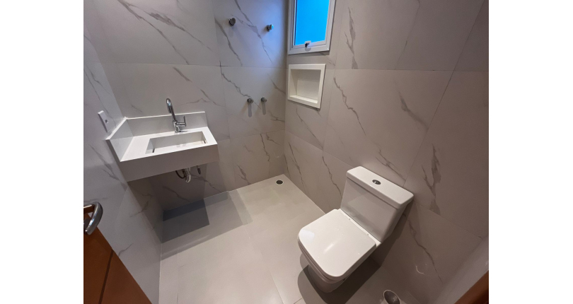 BeloLindo Sobrado novo à venda no Jardim Regina na Rua Francisco Ursaia155