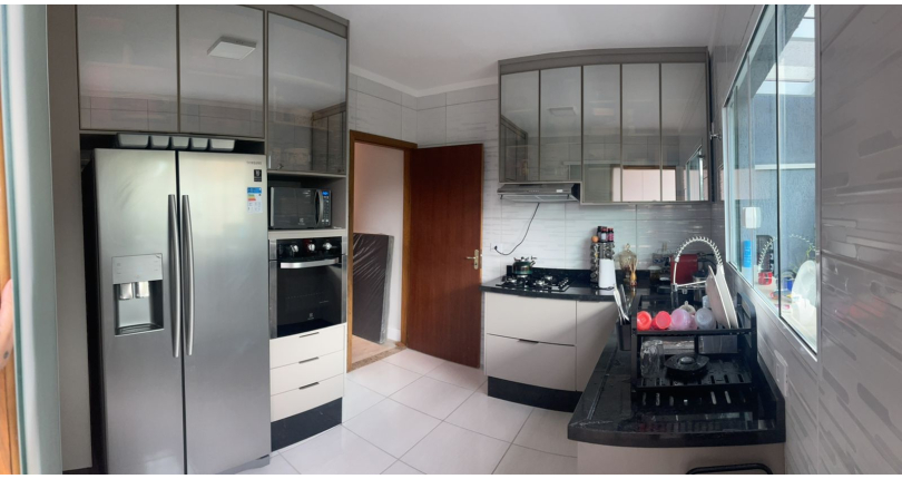 Sobrado à venda no Jaraguá na Rua Jimesana