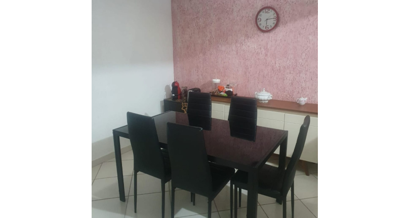 Oportunidade de Sobrado à venda no Jardim Mangalot na Rua José Baltore