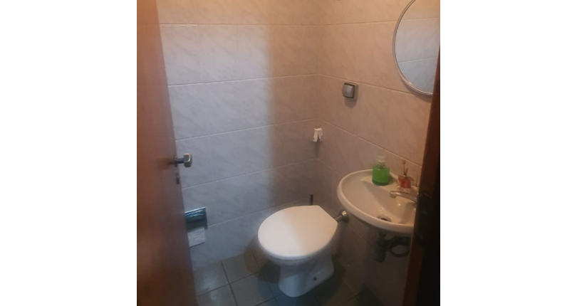 Oportunidade de Sobrado à venda no Jardim Mangalot na Rua José Baltore