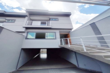 Sobrado novo à venda no Jardim Maristela na Rua Coronel Augusto Machado 302