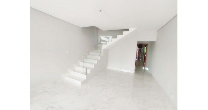 Sobrado novo à venda no Jardim Maristela na Rua Coronel Augusto Machado 302