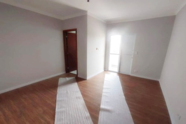 Sobrado novo à venda no Jardim Maristela na Rua Coronel Augusto Machado 306