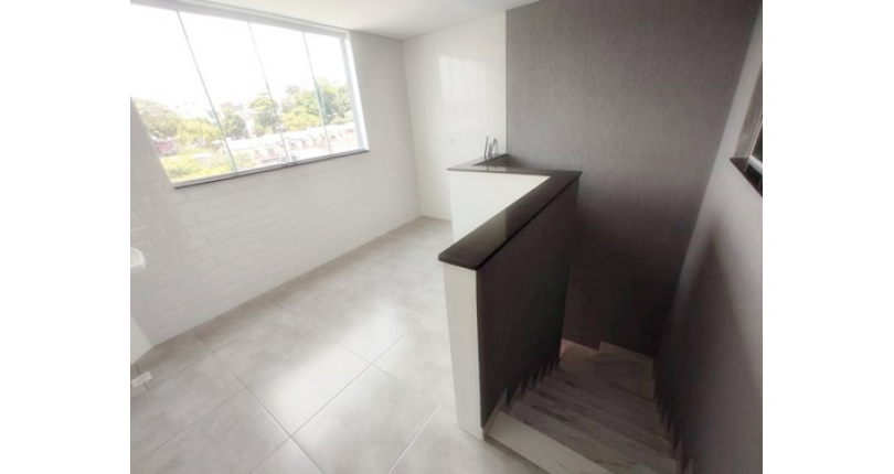 Sobrado novo à venda no Jardim Maristela na Rua Coronel Augusto Machado 306